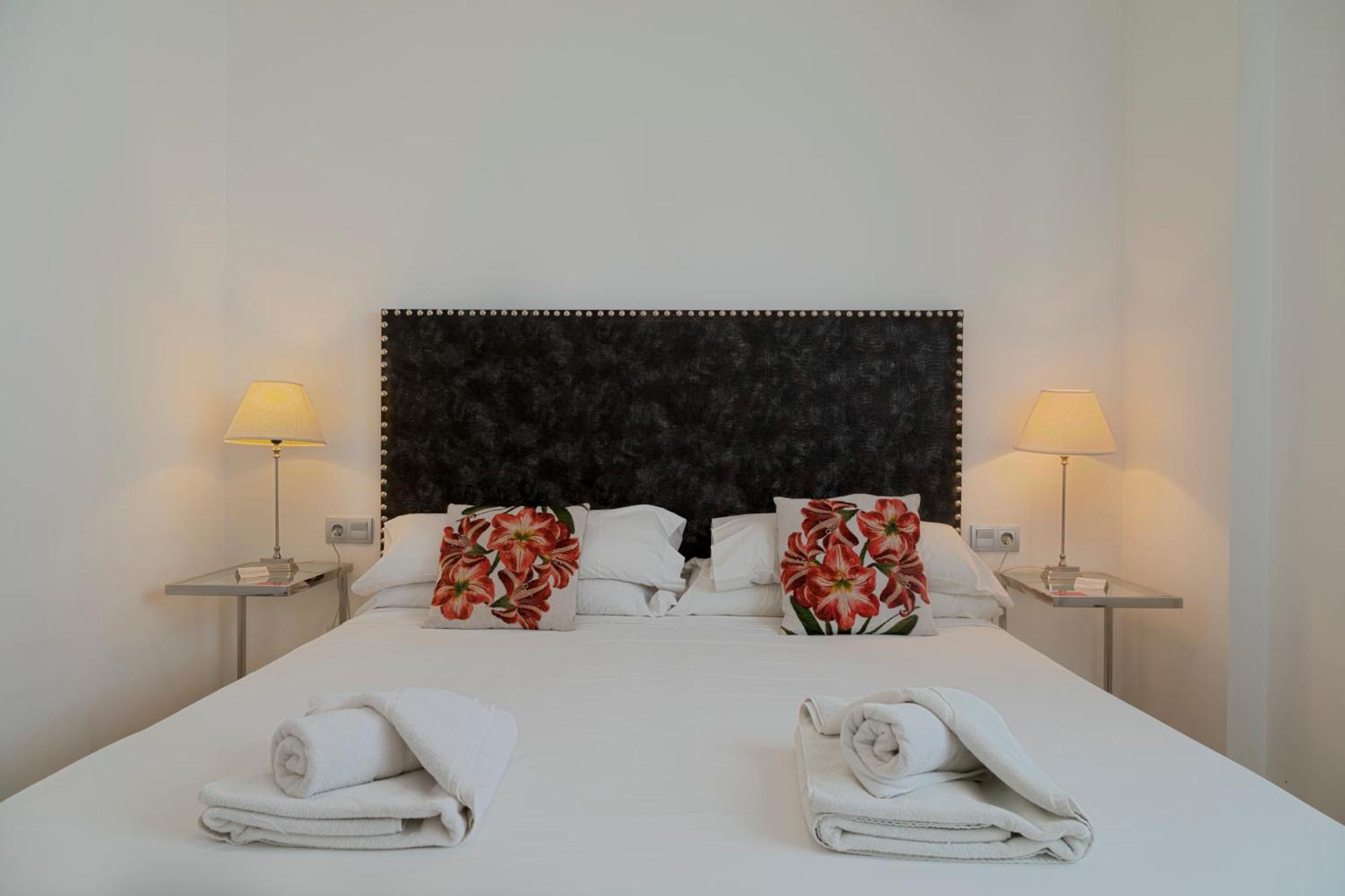 Caleta Homes - Apartamentos Pompidou 말라가 객실 사진
